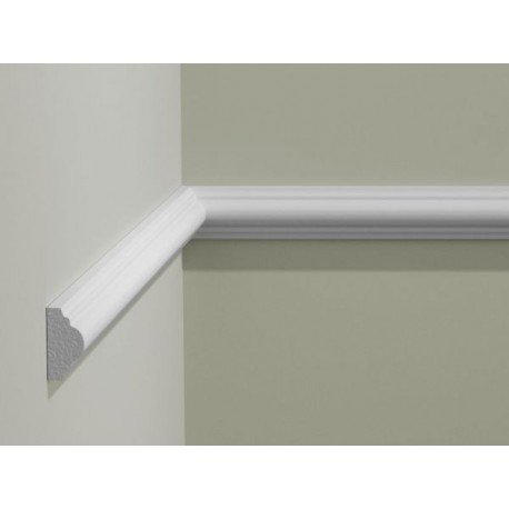 Moldingas LPC42 (2440x13x25) mm.